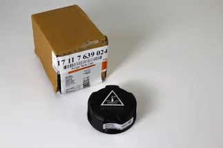 Behr Engine Coolant Reservoir Cap - 17117639024